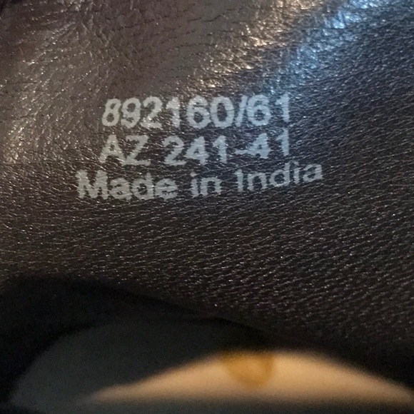 Boden burgundy suede booties size 41 EU / 9 US - Picture 5 of 9